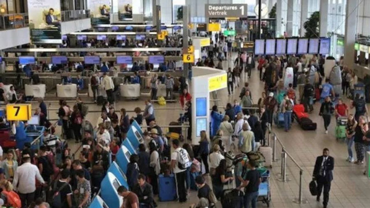 Hollanda’da dolandırıcıların yeni hedefi tatil için vize alanlar